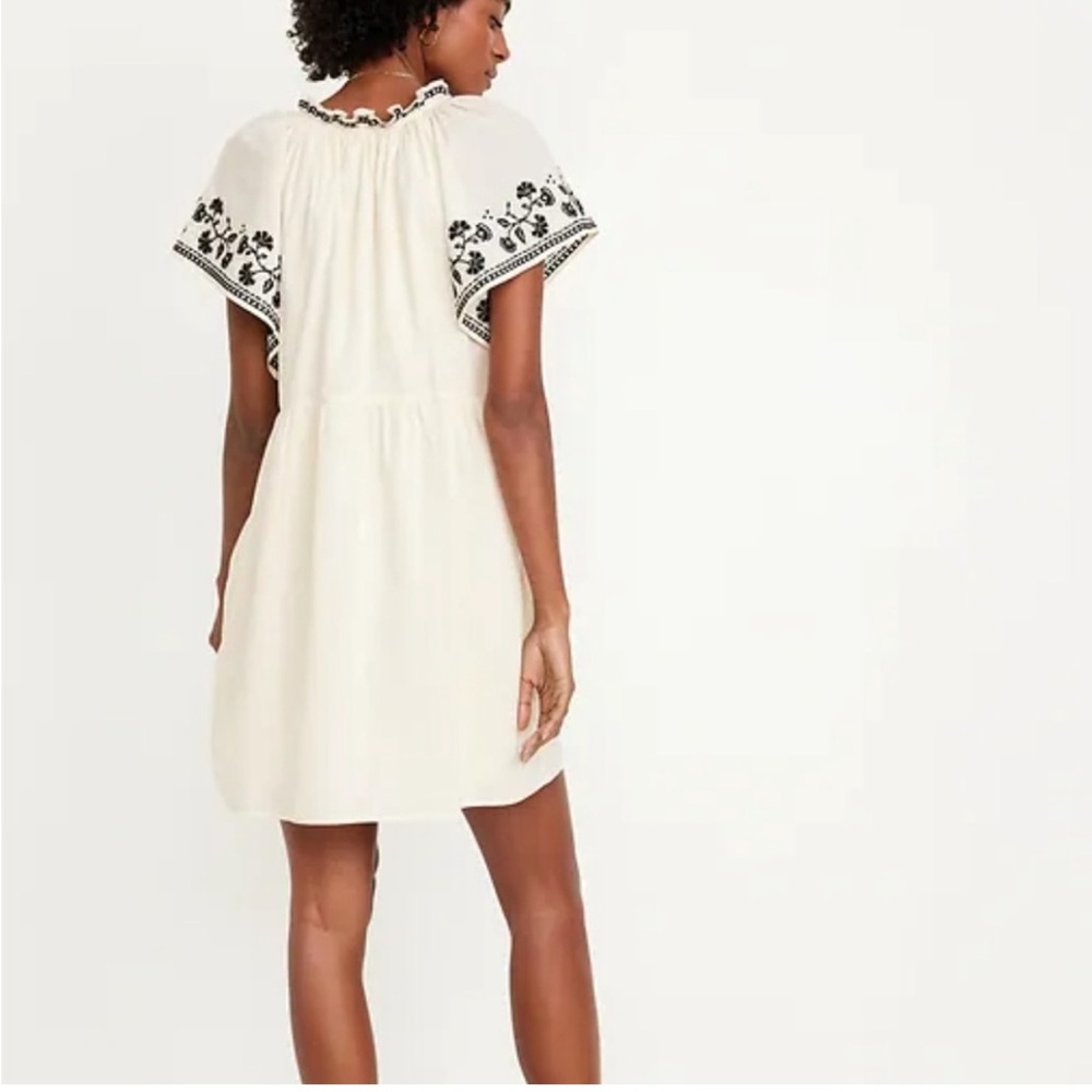 Old Navy‎ Cream Mini 100%Cotton Dress with Black Embroidery Large - Picture 2 of 13